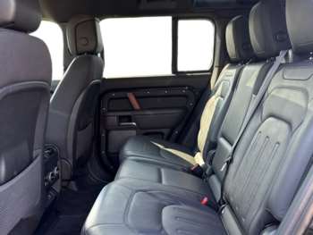Used Land Rover Defender 110 2024 for sale - 74646306: Photo
