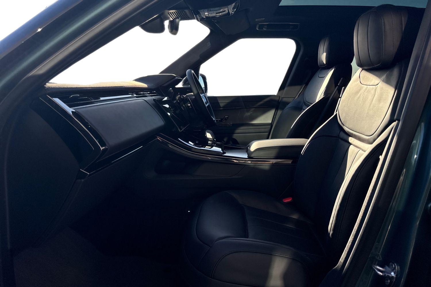 Used Land Rover Range Rover Sport 2026 for sale - 77436017: Photo 3