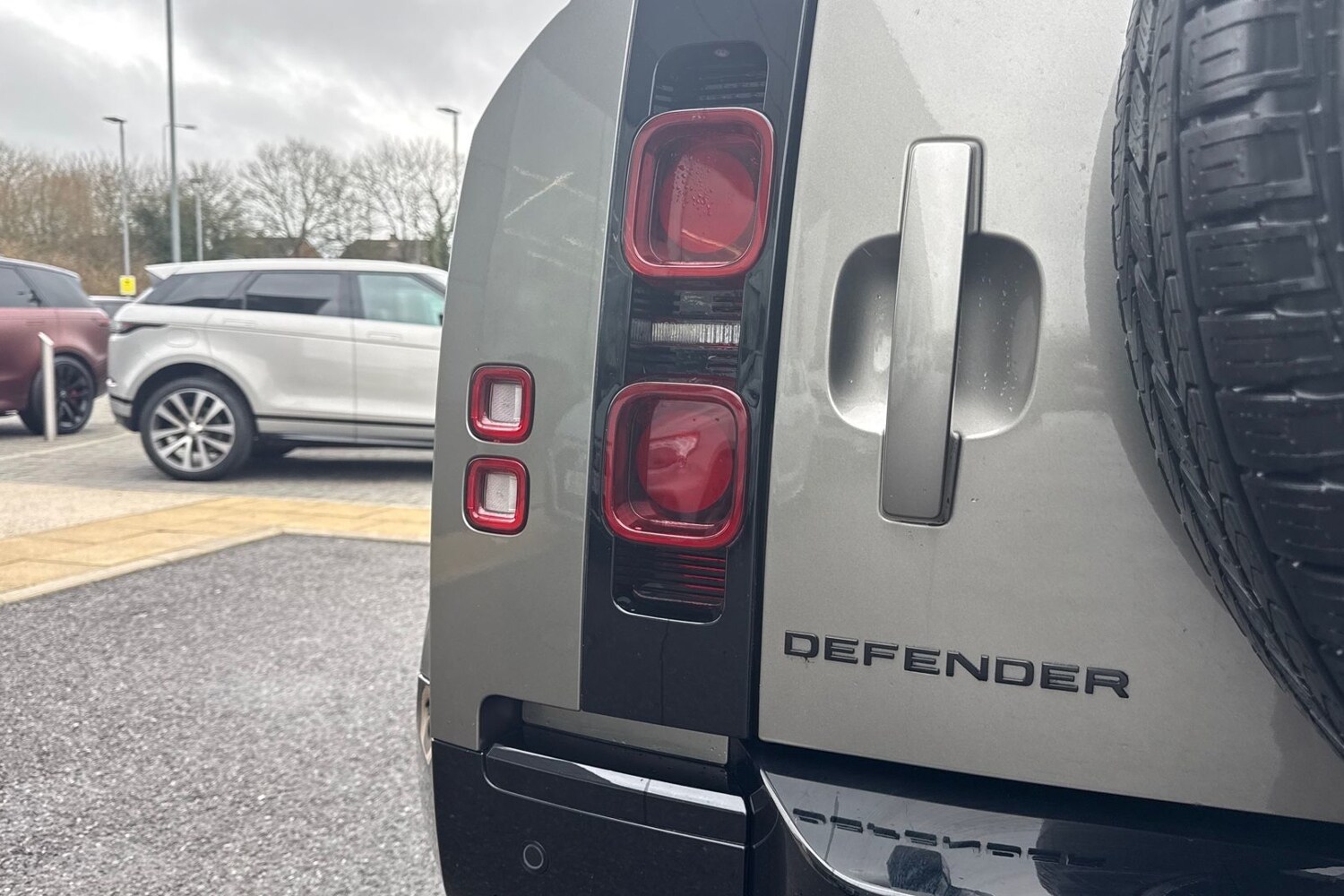 Used Land Rover Defender 110 2025 for sale - 77287145: Photo 27