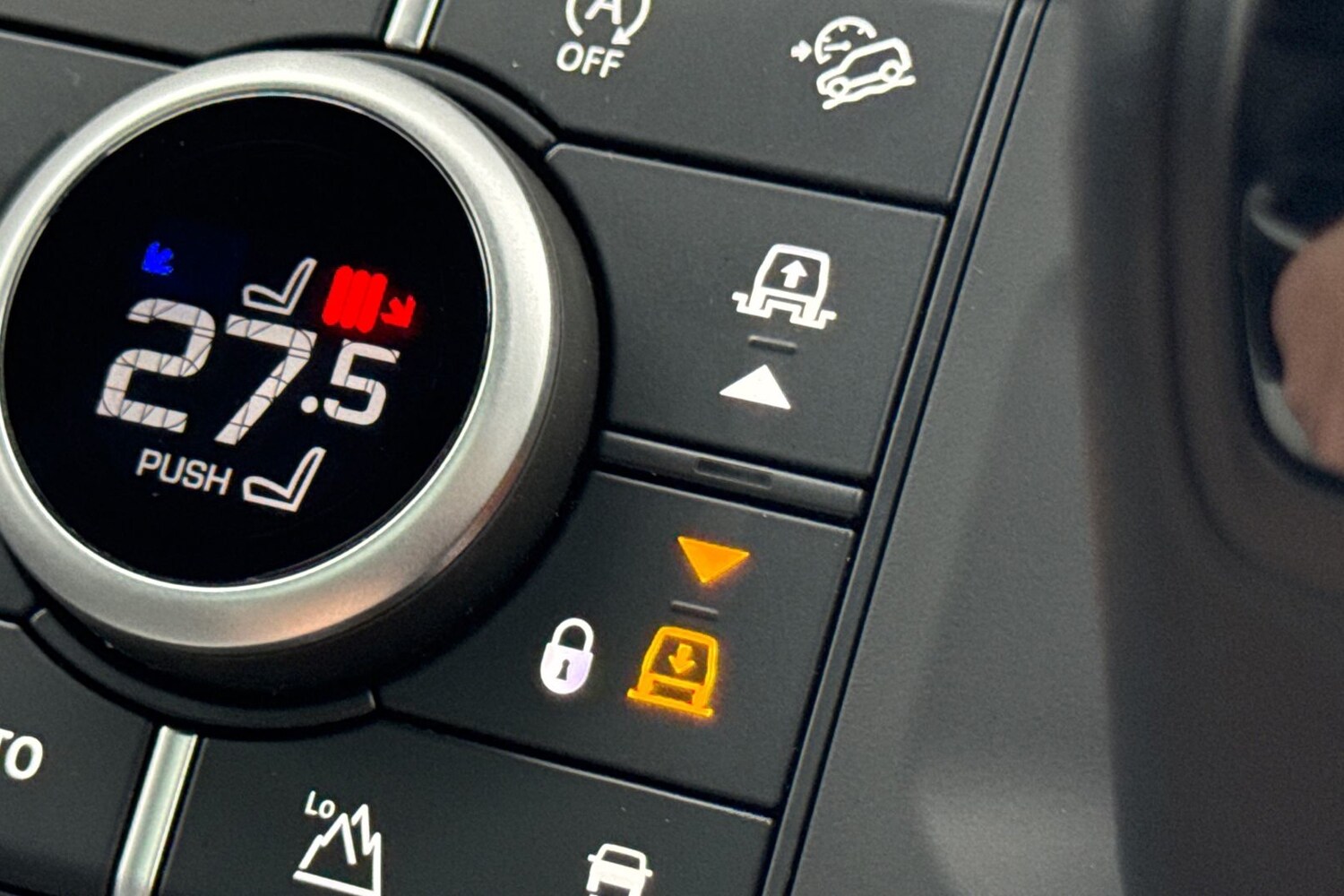 Used Land Rover Defender 110 2025 for sale - 77287145: Photo 45