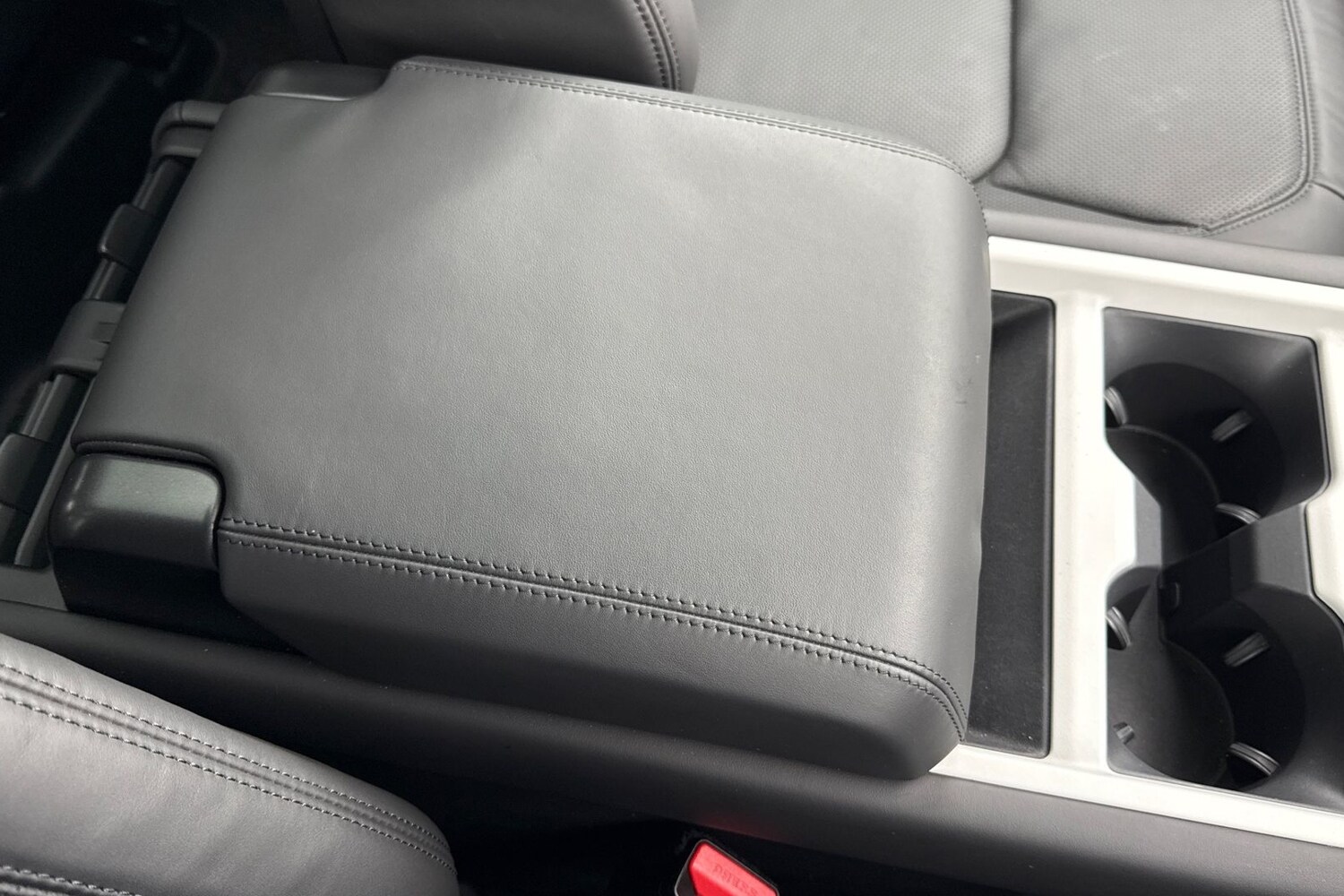 Used Land Rover Defender 110 2025 for sale - 77287145: Photo 46