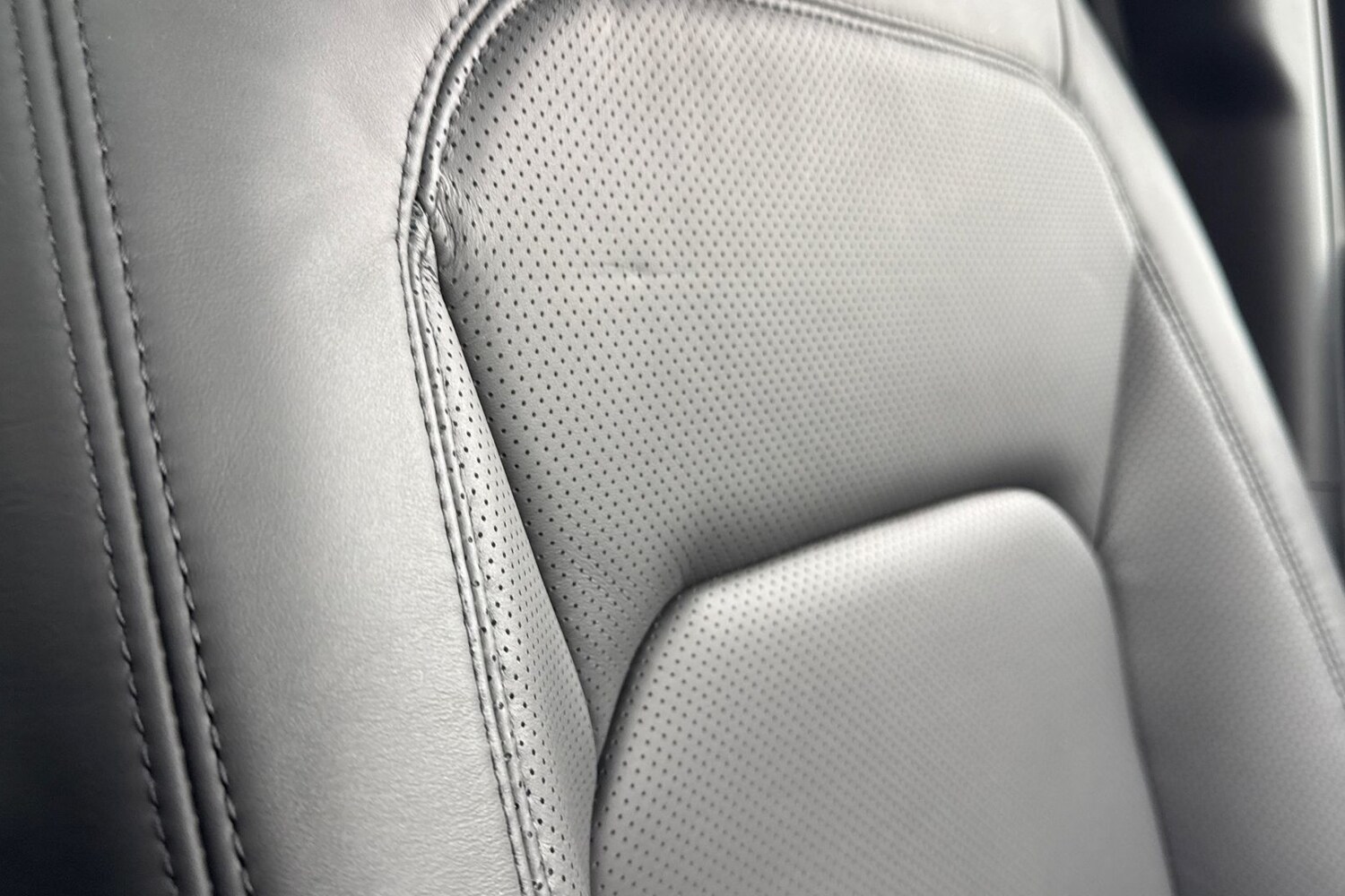 Used Land Rover Defender 110 2025 for sale - 77287145: Photo 48