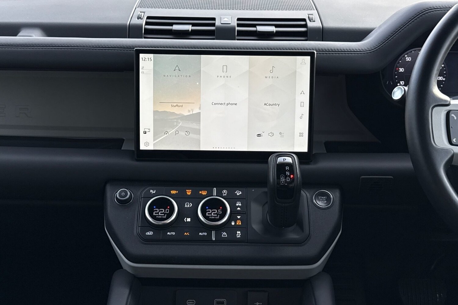 Used Land Rover Defender 90 2024 for sale - 76876110: Photo 15