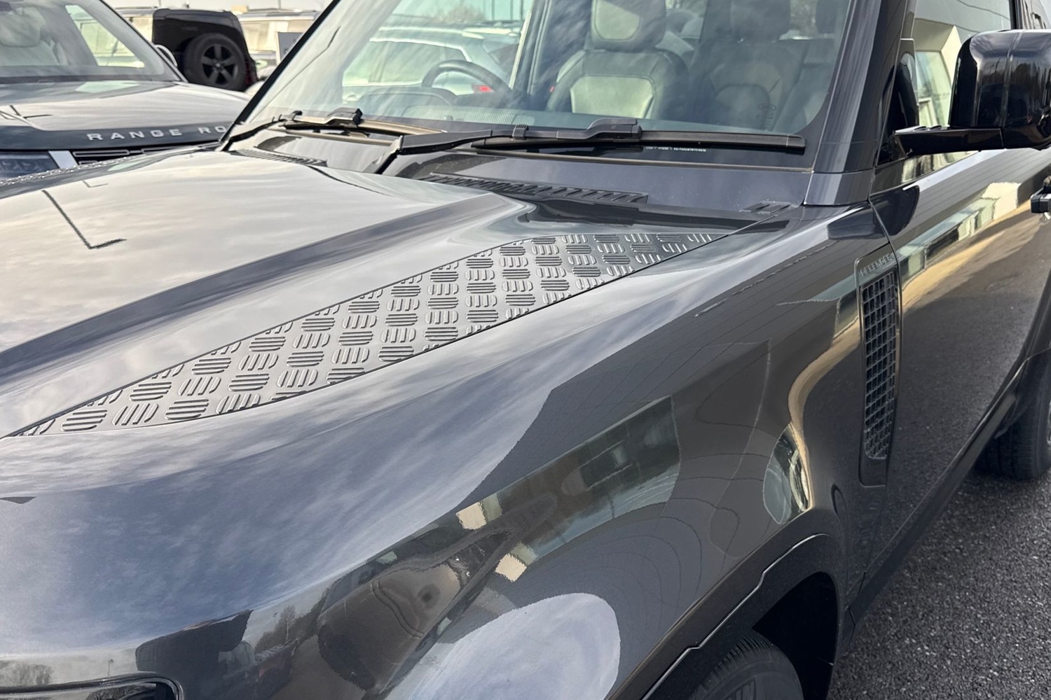 Used Land Rover Defender 90 2024 for sale - 76876110: Photo 21