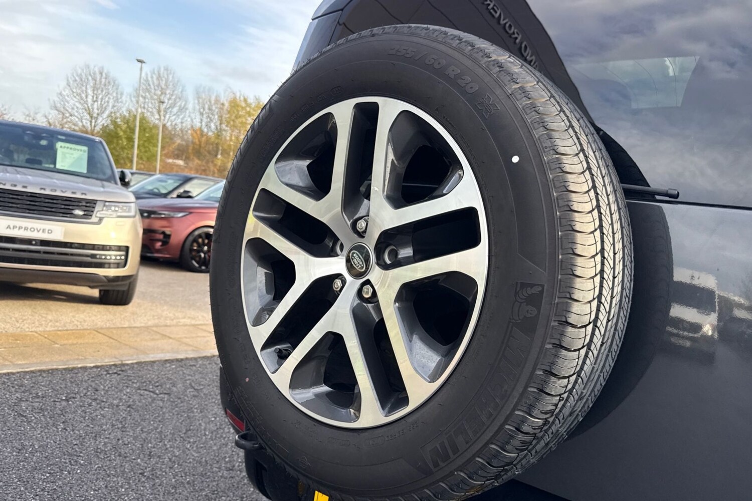 Used Land Rover Defender 90 2024 for sale - 76876110: Photo 31