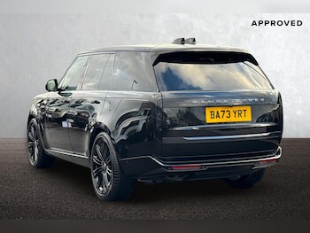 Used Land Rover Range Rover 2024 for sale - 77240100: Photo