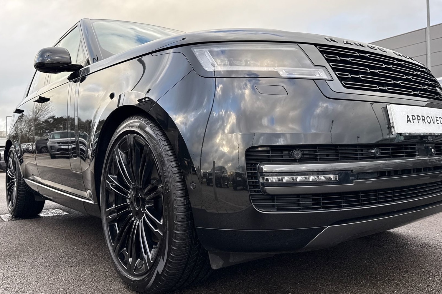 Used Land Rover Range Rover 2024 for sale - 77240100: Photo 30