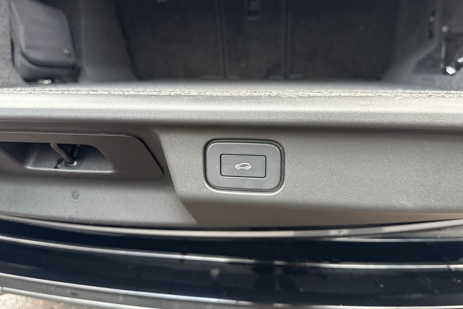 Used Land Rover Range Rover 2024 for sale - 77240100: Photo 35