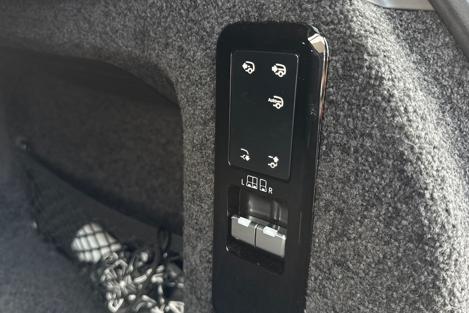 Used Land Rover Range Rover 2024 for sale - 77240100: Photo 37