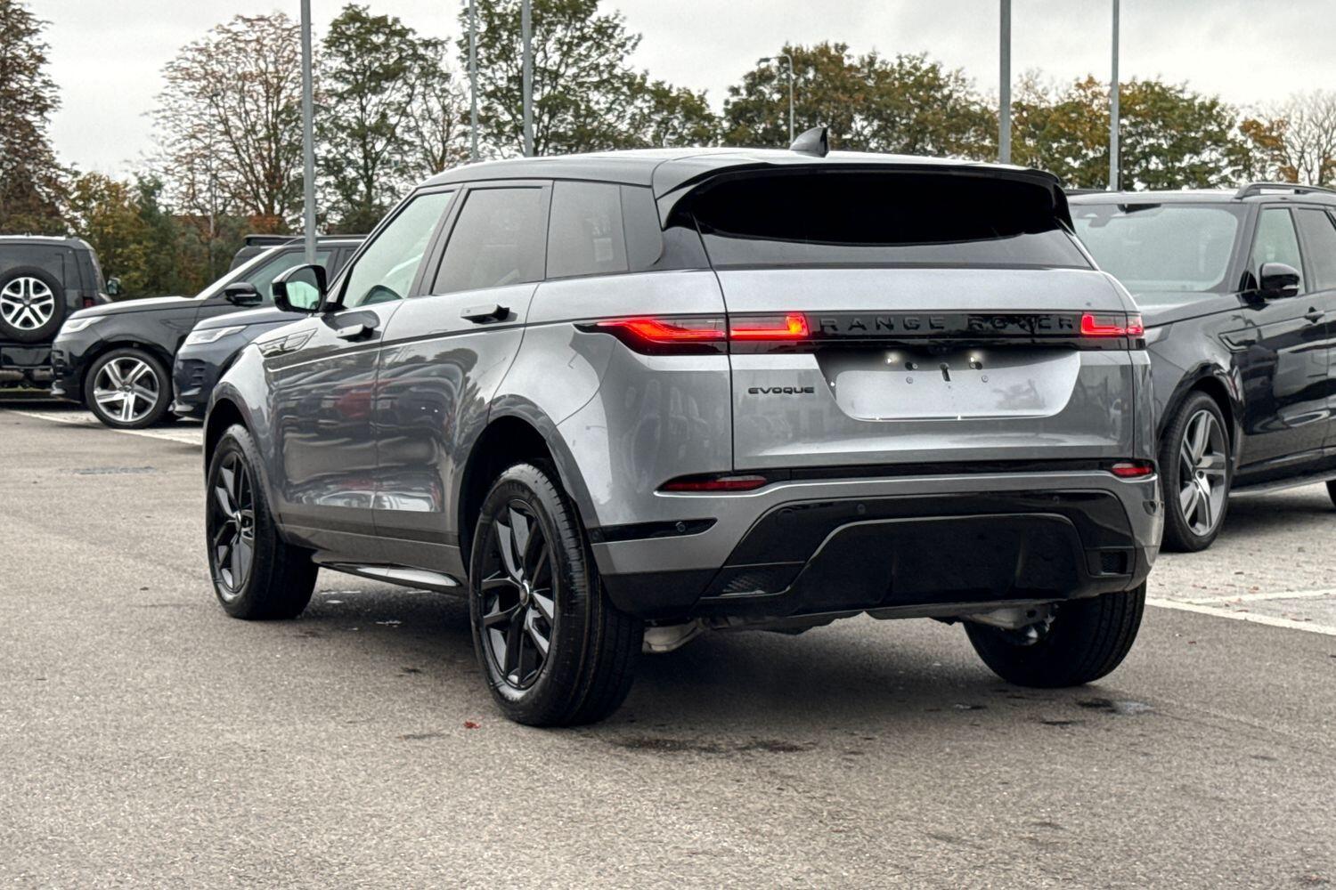 Used Land Rover Range Rover Evoque 2025 for sale - 76274579: Photo 2