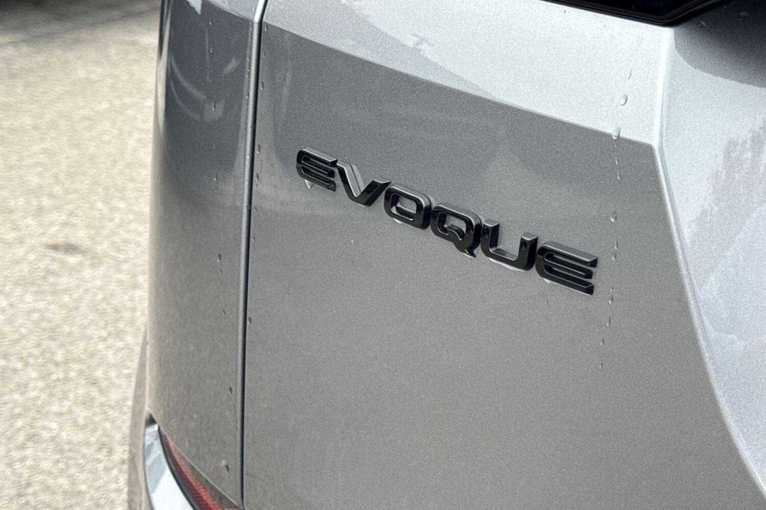 Used Land Rover Range Rover Evoque 2025 for sale - 76274579: Photo 25