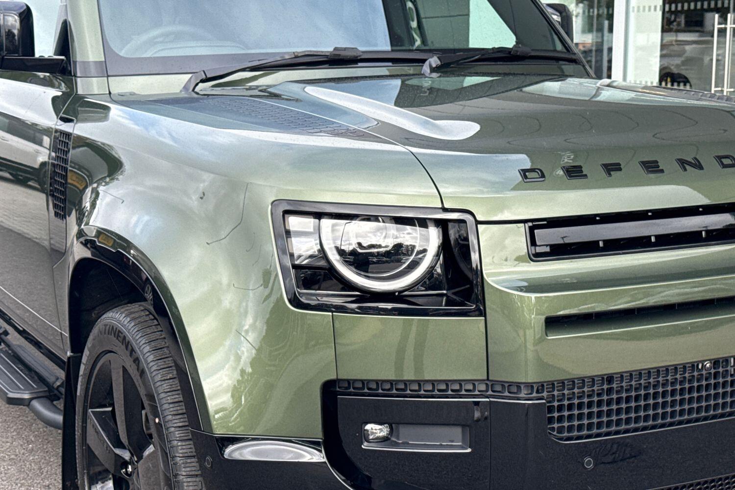 Used Land Rover Defender 110 2025 for sale - 76250608: Photo 21