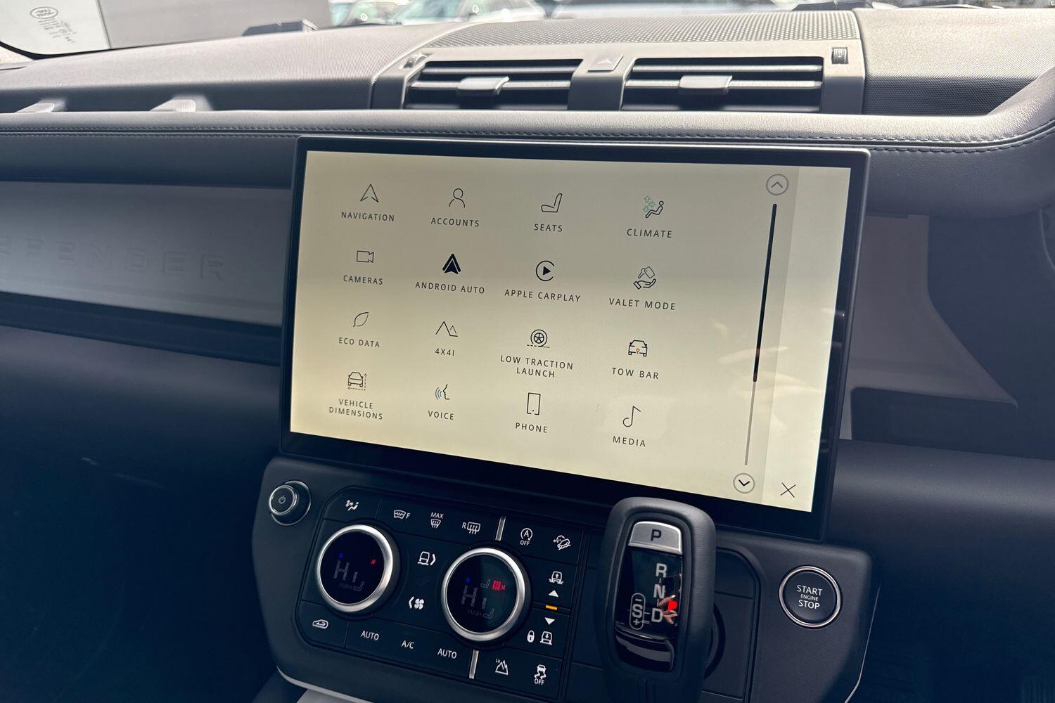 Used Land Rover Defender 110 2025 for sale - 76250608: Photo 32