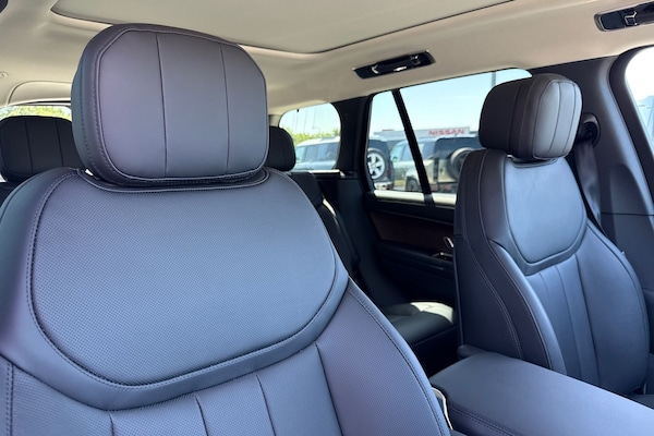 Used Land Rover Range Rover 2025 for sale - 76346566: Photo 10