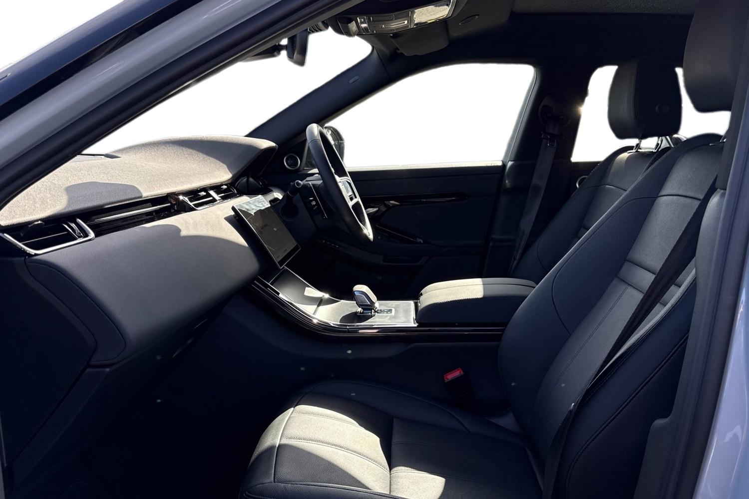 Used Land Rover Range Rover Evoque 2025 for sale - 77919285: Photo 3