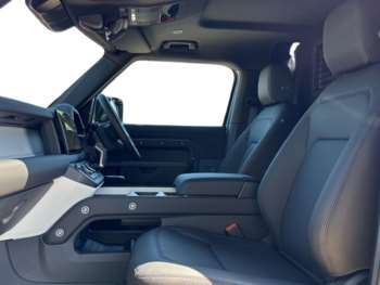 Used Land Rover Defender 90 2025 for sale - 75191120: Photo