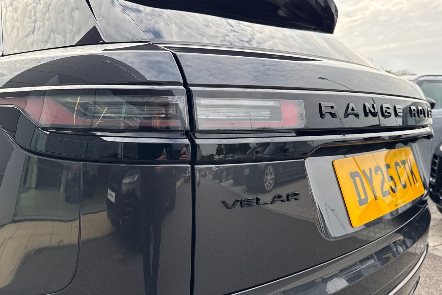 Used Land Rover Range Rover Velar 2025 for sale - 76128442: Photo 19