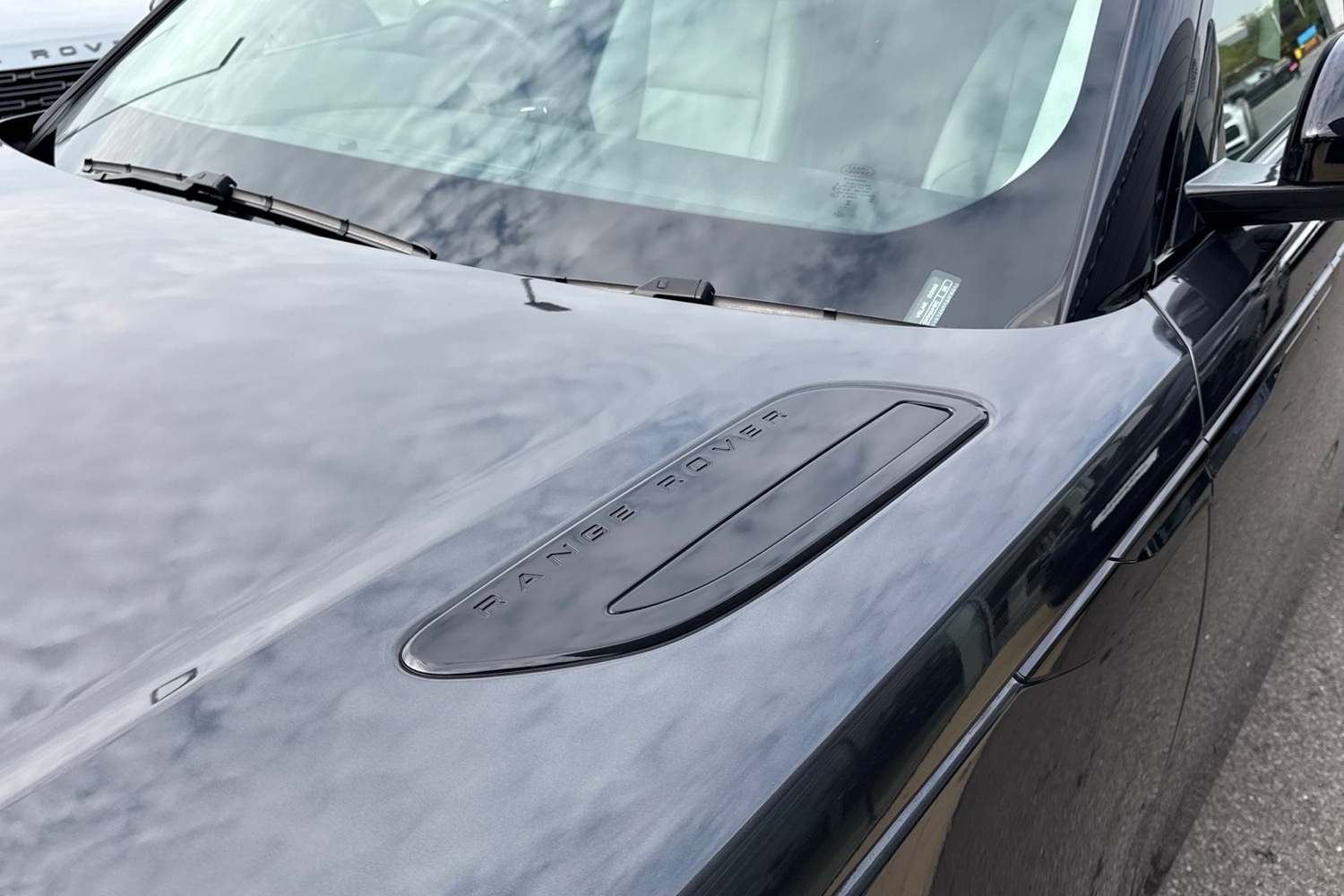 Used Land Rover Range Rover Velar 2025 for sale - 76128442: Photo 20
