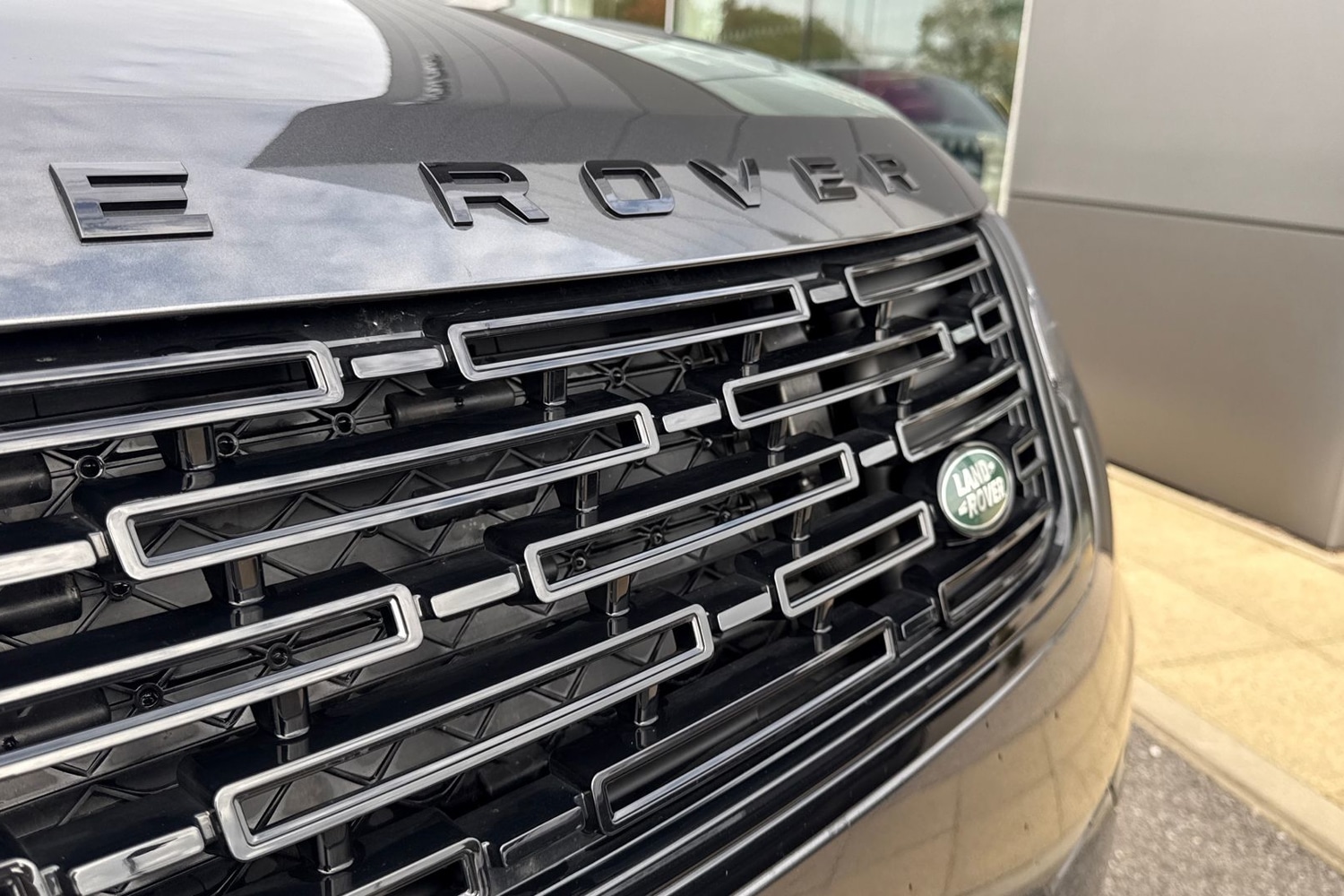 Used Land Rover Range Rover Velar 2025 for sale - 76128442: Photo 36
