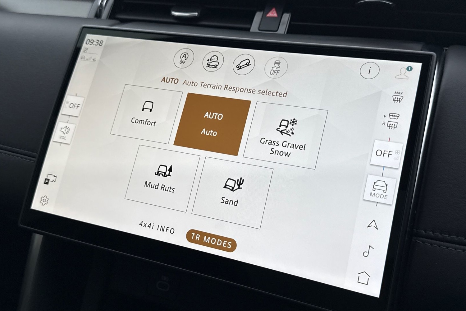 Used Land Rover Discovery Sport 2024 for sale - 76723721: Photo 40