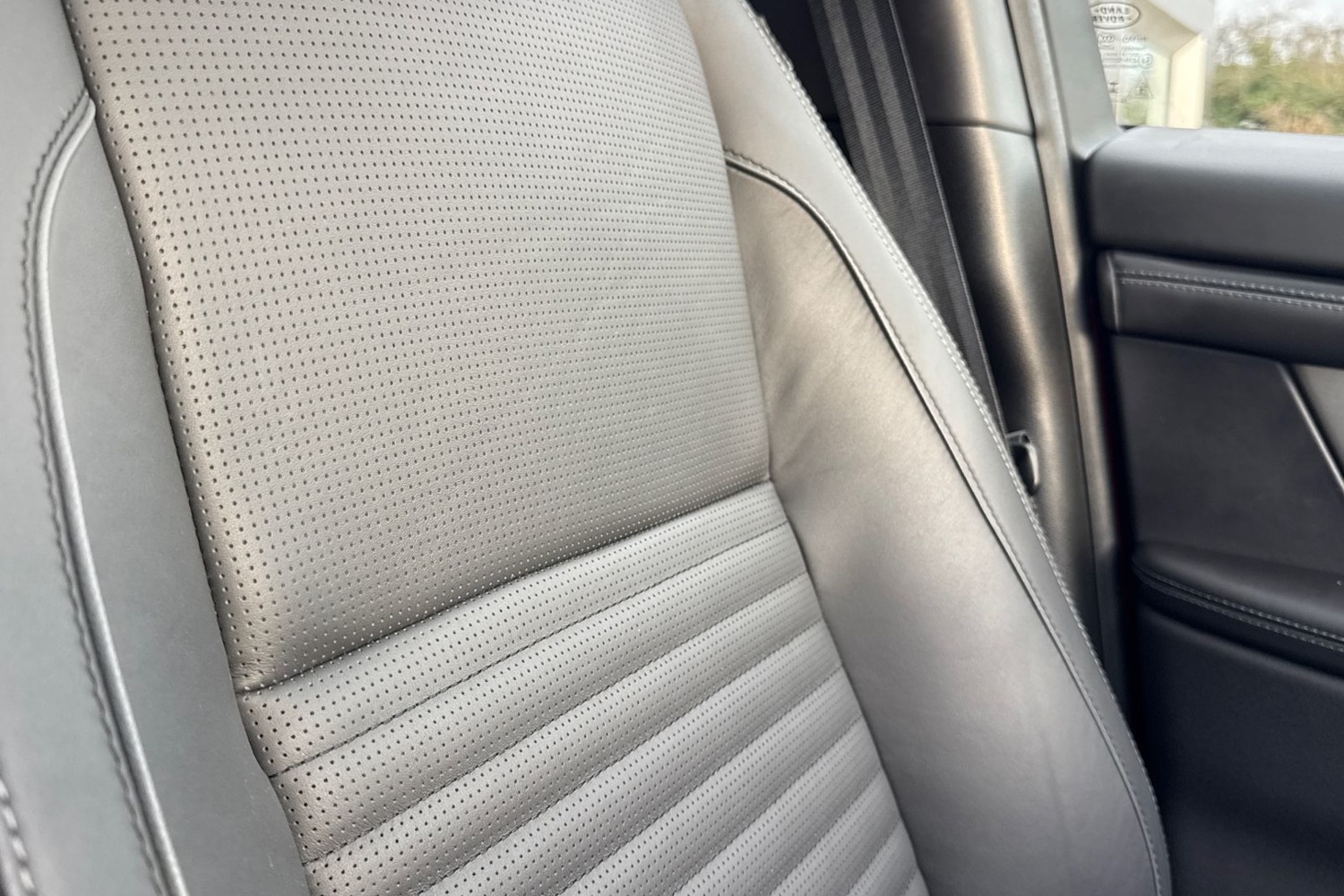 Used Land Rover Discovery Sport 2024 for sale - 76723721: Photo 47