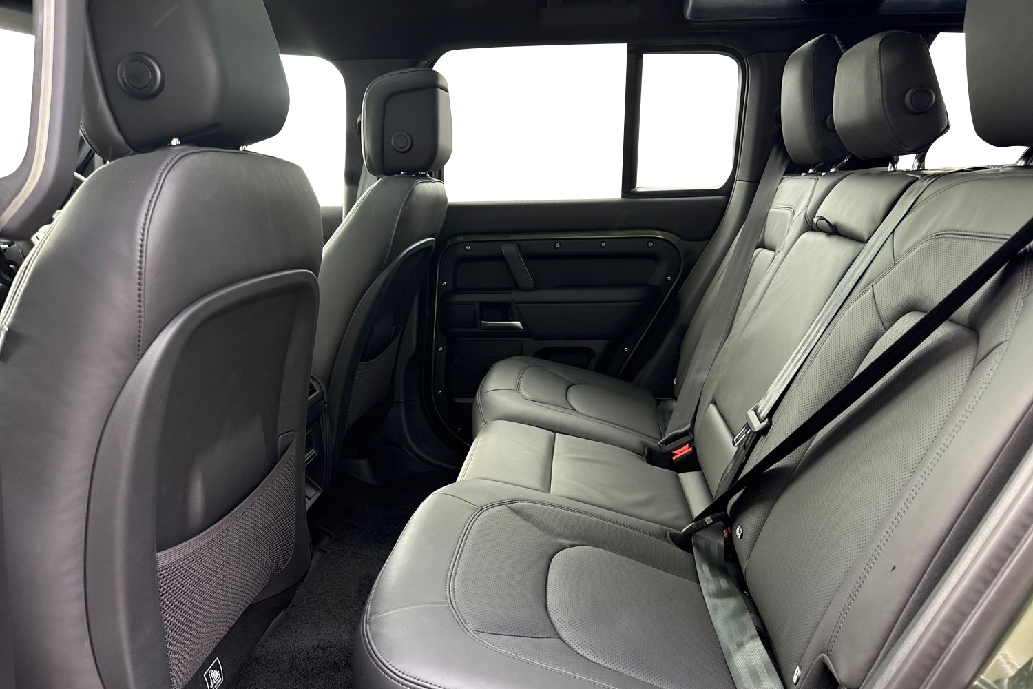 Used Land Rover Defender 110 2025 for sale - 76249217: Photo 4