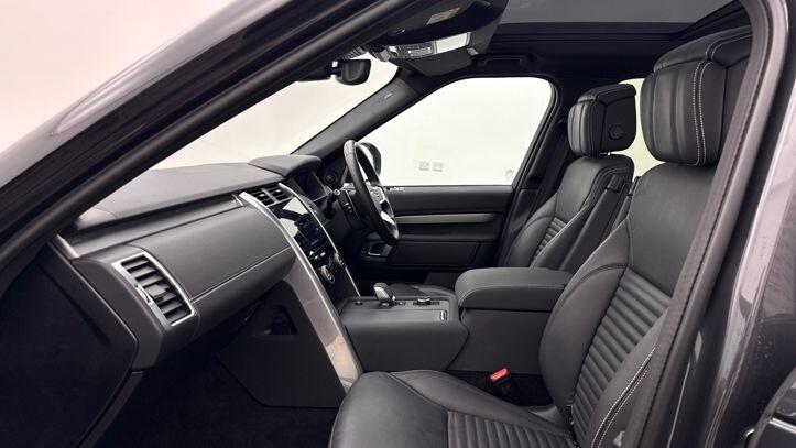 Used Land Rover Discovery 2024 for sale - 78132304: Photo 3