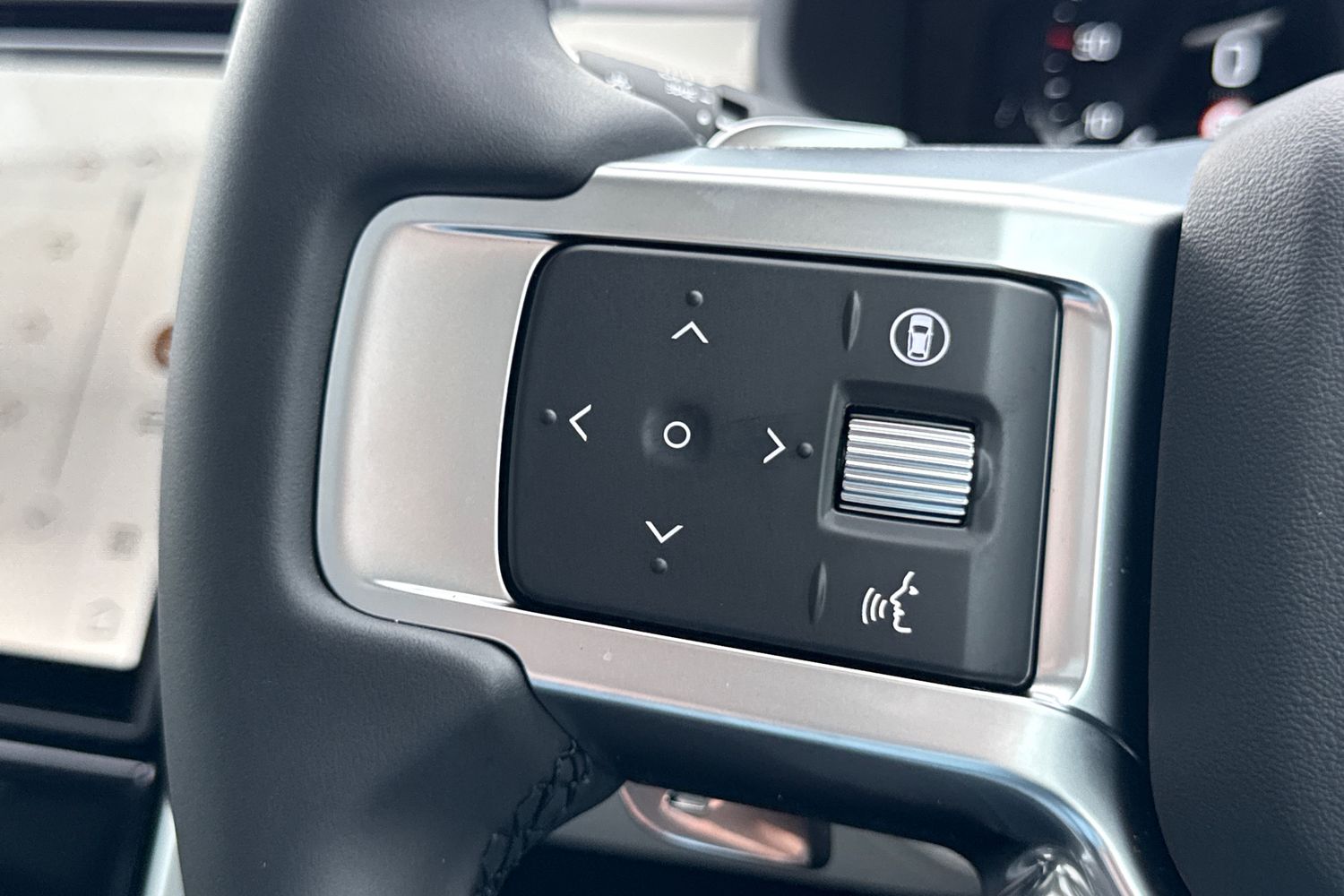 Used Land Rover Discovery 2025 for sale - 76330732: Photo 17