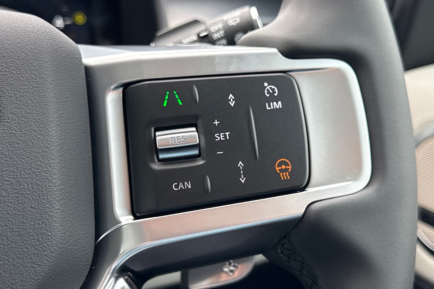 Used Land Rover Discovery 2025 for sale - 76330732: Photo 18