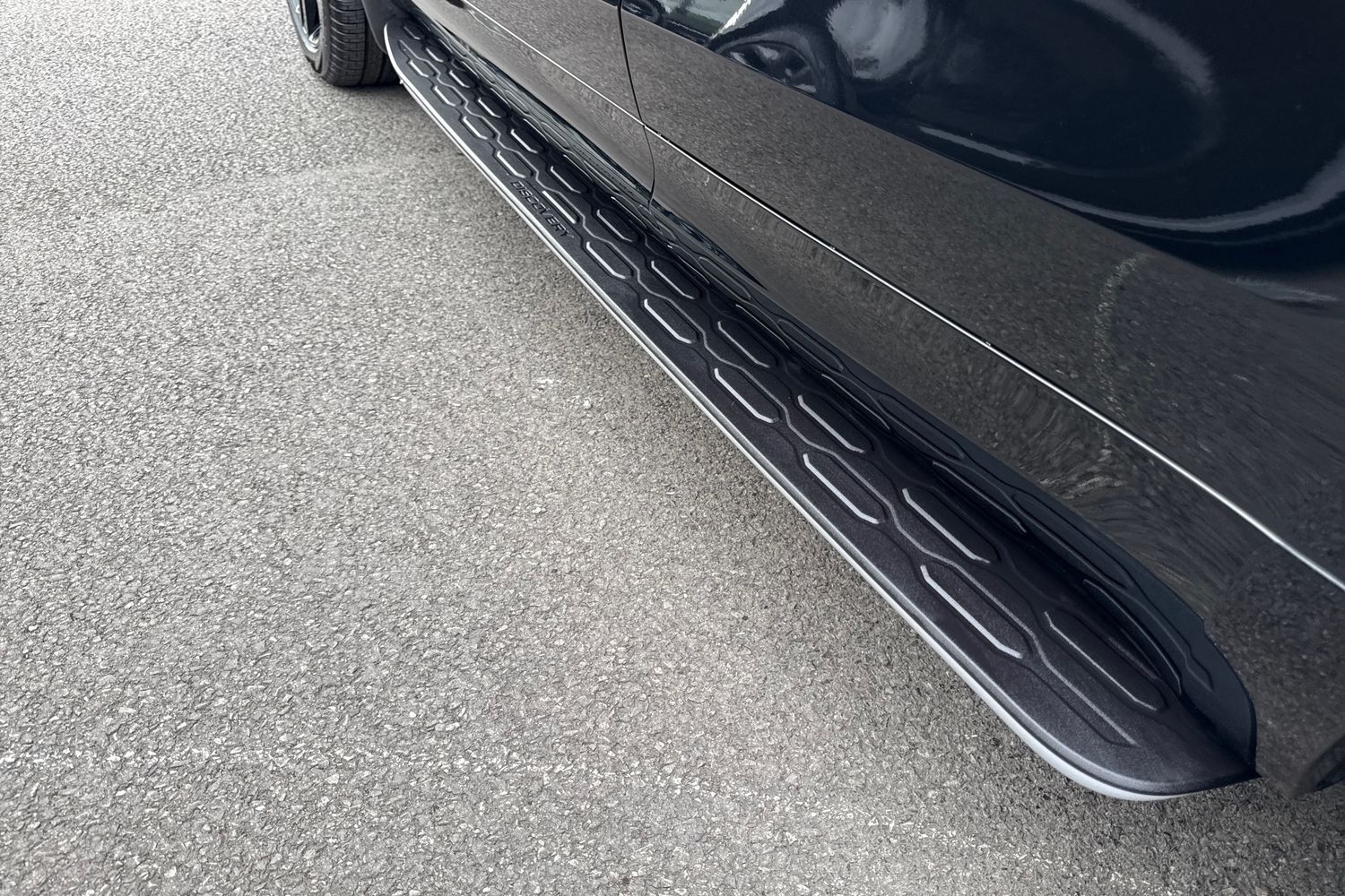 Used Land Rover Discovery 2025 for sale - 76330732: Photo 26