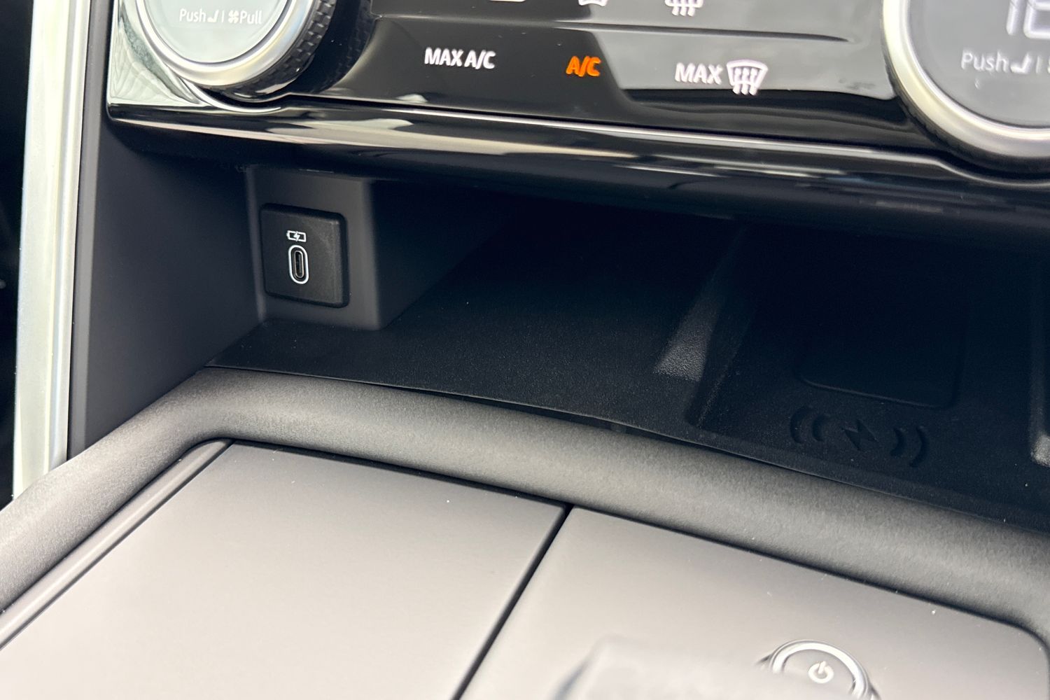 Used Land Rover Discovery 2025 for sale - 76330732: Photo 46