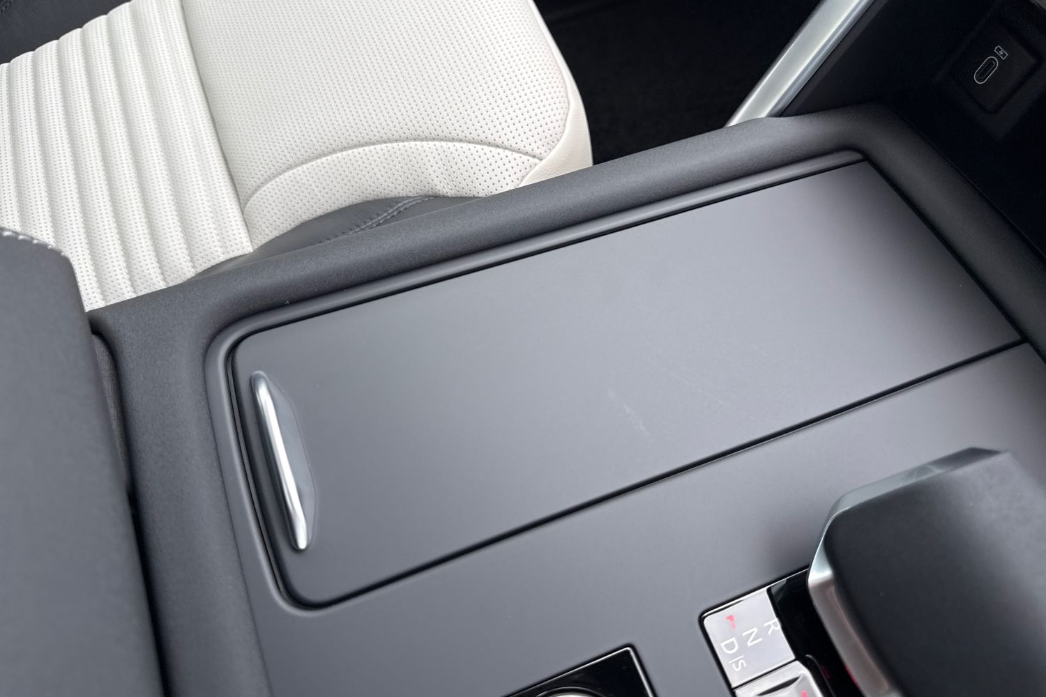 Used Land Rover Discovery 2025 for sale - 76330732: Photo 47