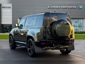 Used Land Rover Defender 110 2026 for sale - 77226521: Photo