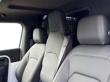 Used Land Rover Defender 90 2025 for sale - 74885998: Photo