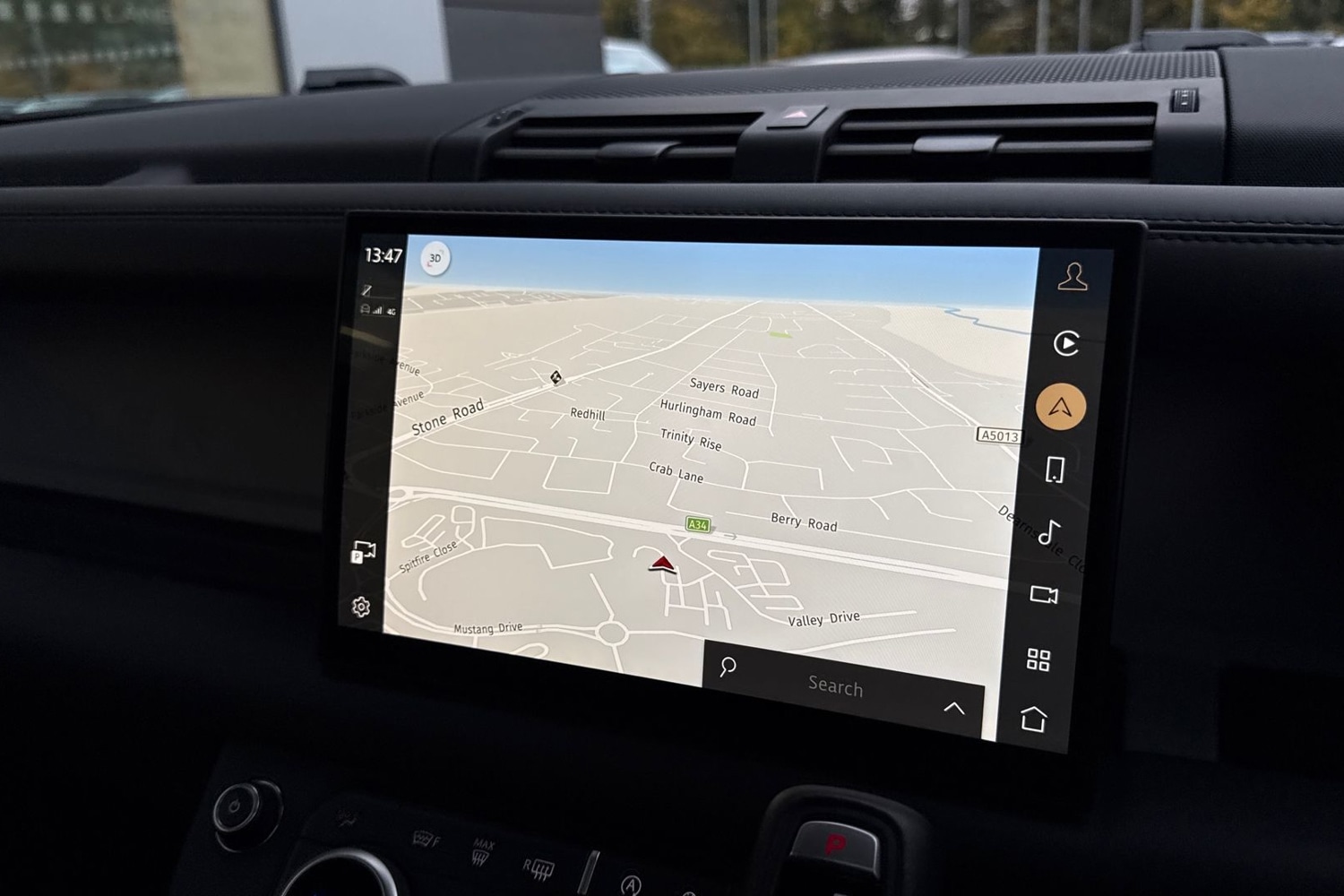 Used Land Rover Defender 90 2024 for sale - 76476080: Photo 12