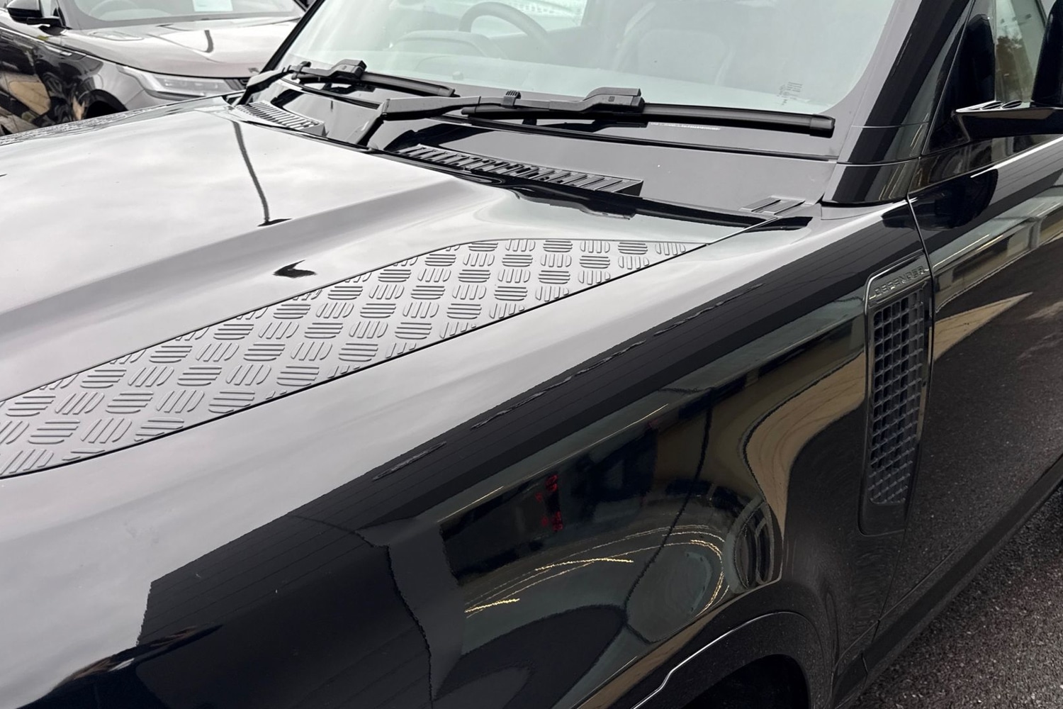 Used Land Rover Defender 90 2024 for sale - 76476080: Photo 21