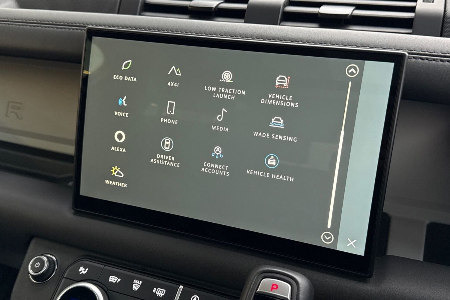 Used Land Rover Defender 90 2024 for sale - 76476080: Photo 35