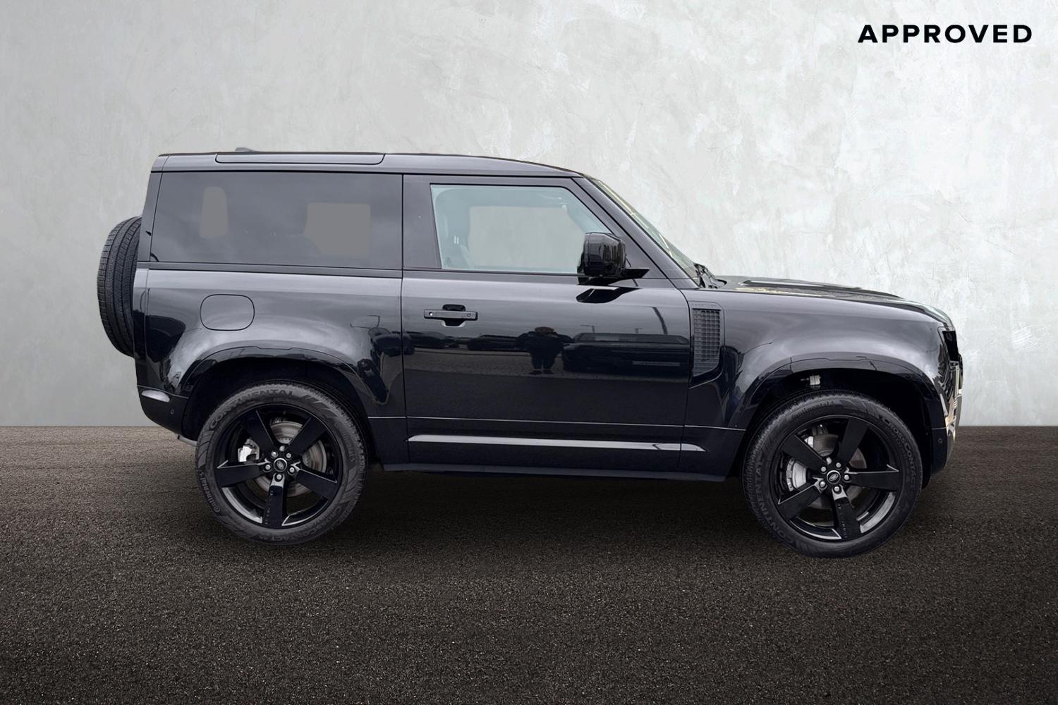 Used Land Rover Defender 90 2024 for sale - 76476080: Photo 6