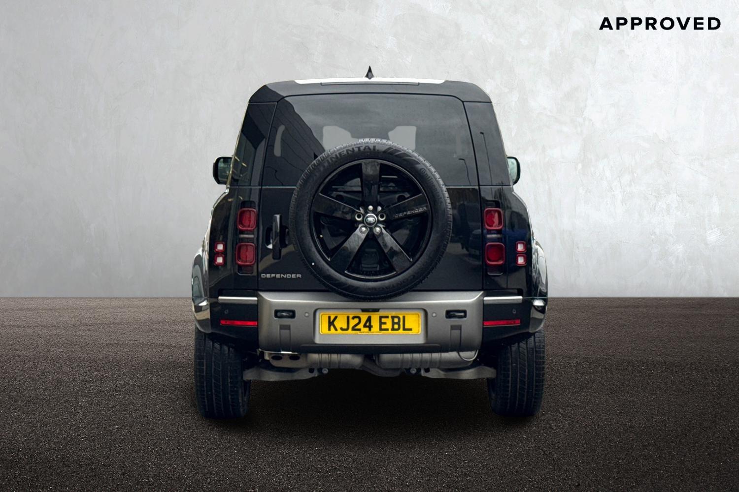 Used Land Rover Defender 90 2024 for sale - 76476080: Photo 7