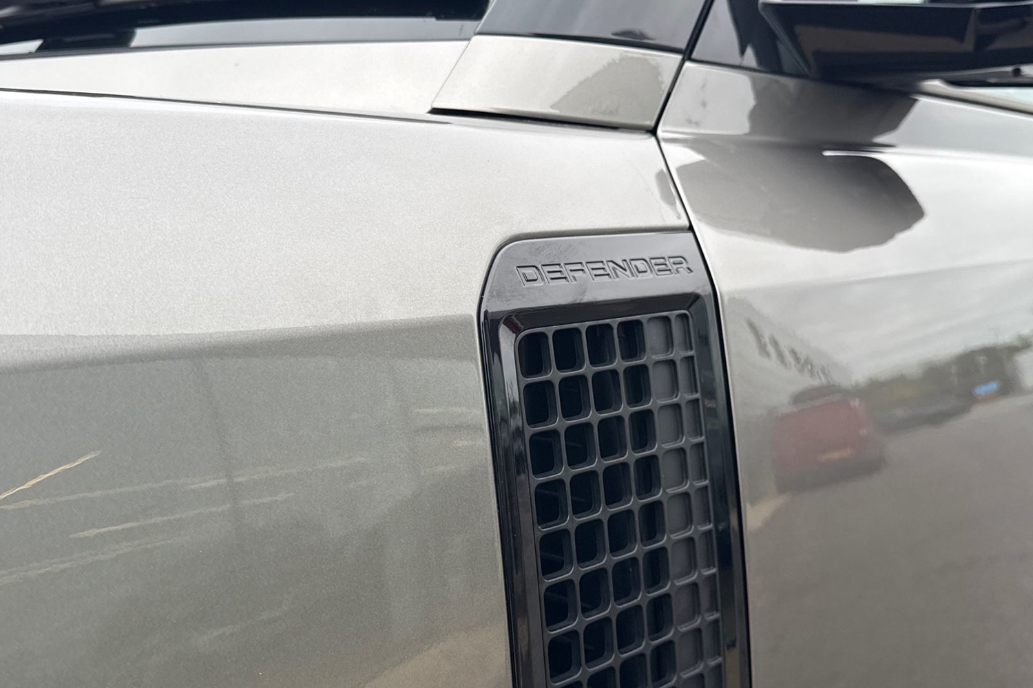 Used Land Rover Defender 110 2024 for sale - 76220199: Photo 30