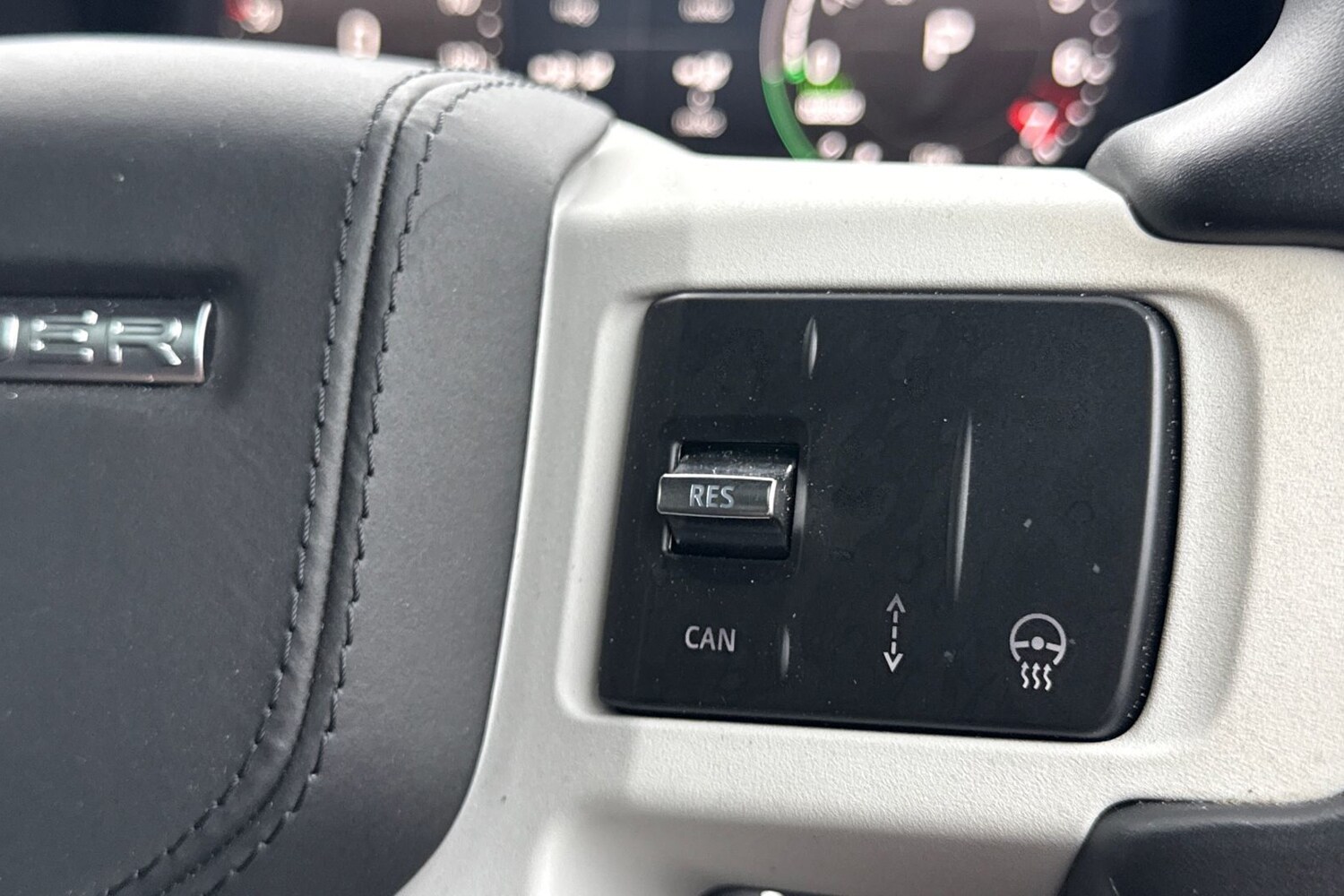 Used Land Rover Defender 110 2024 for sale - 76220199: Photo 49