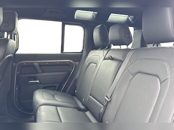 Used Land Rover Defender 110 2024 for sale - 76220199: Photo 4