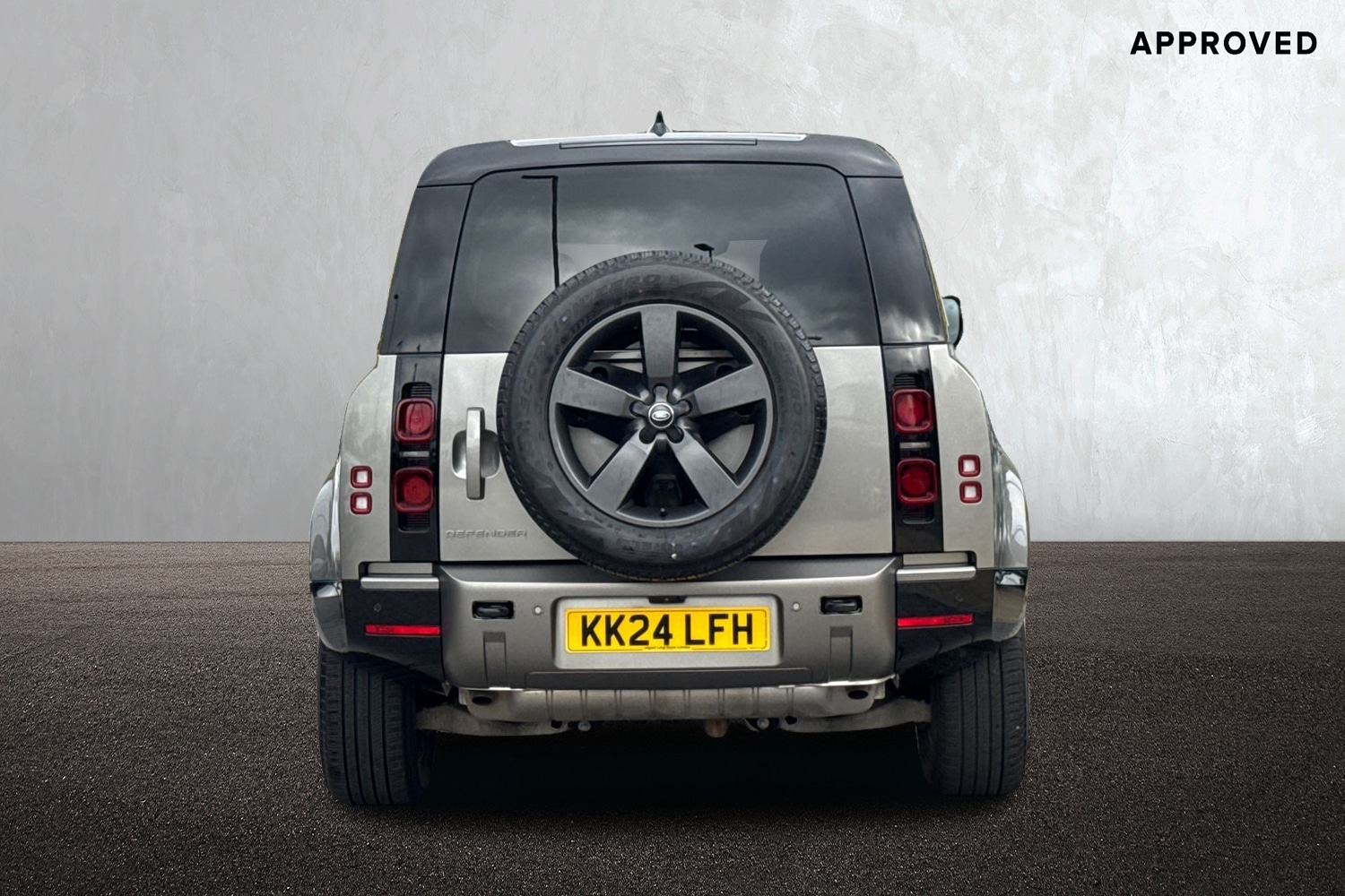 Used Land Rover Defender 110 2024 for sale - 76220199: Photo 7