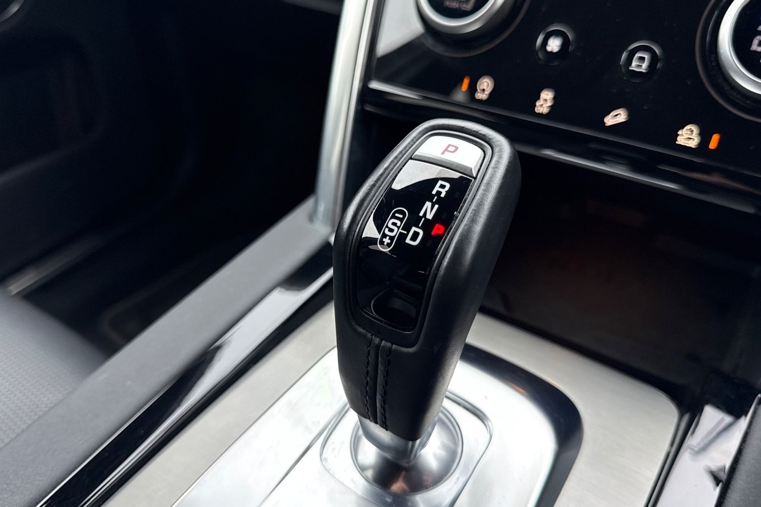 Used Land Rover Discovery Sport 2023 for sale - 77390261: Photo 14