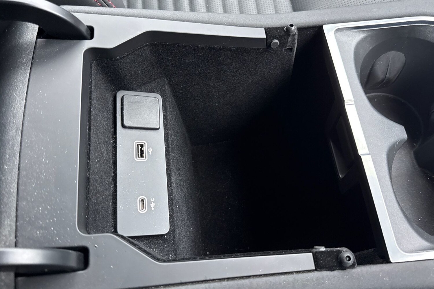 Used Land Rover Discovery Sport 2023 for sale - 77390261: Photo 48