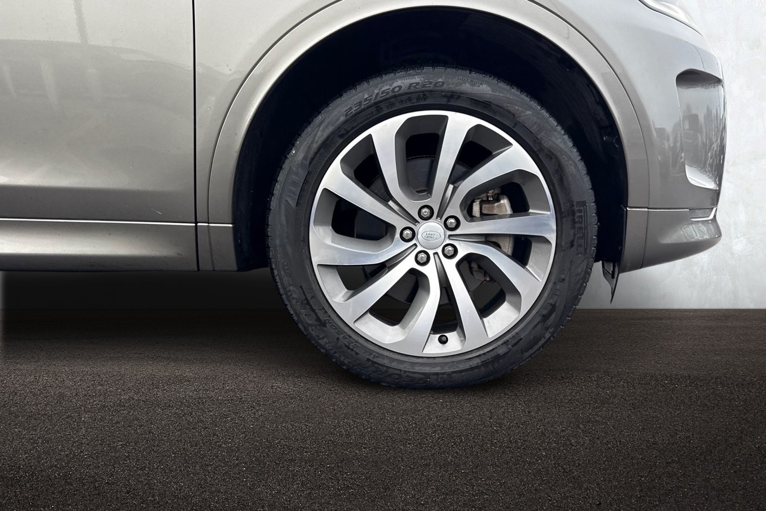 Used Land Rover Discovery Sport 2023 for sale - 77390261: Photo 9