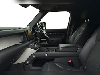 Used Land Rover Defender 2023 for sale - 79456062: Photo