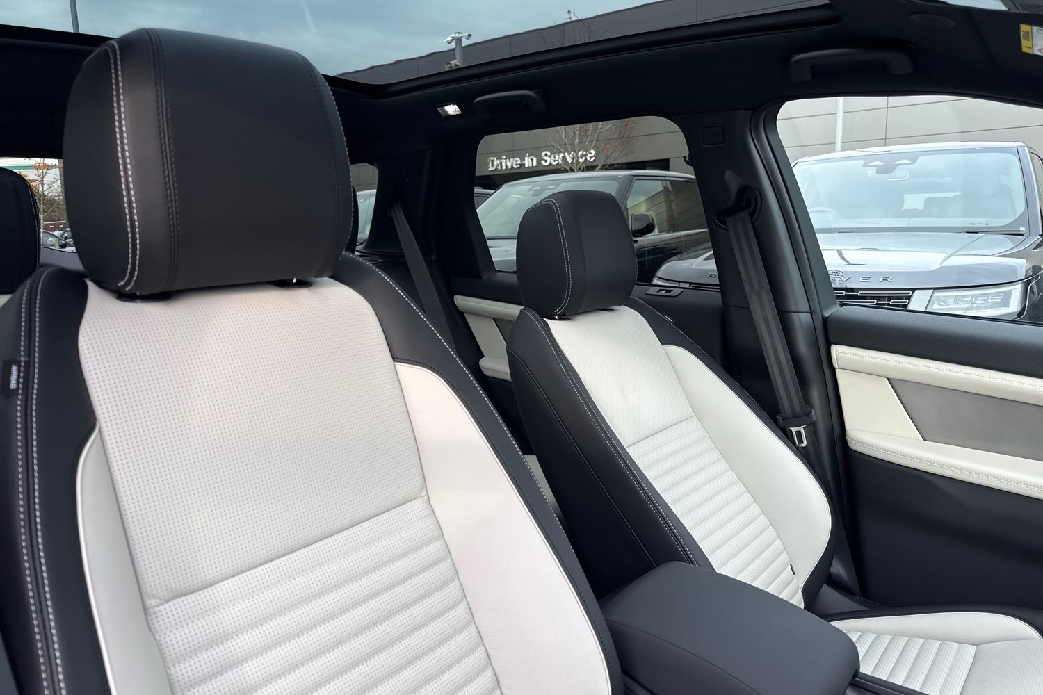 Used Land Rover Discovery Sport 2026 for sale - 77226535: Photo 10