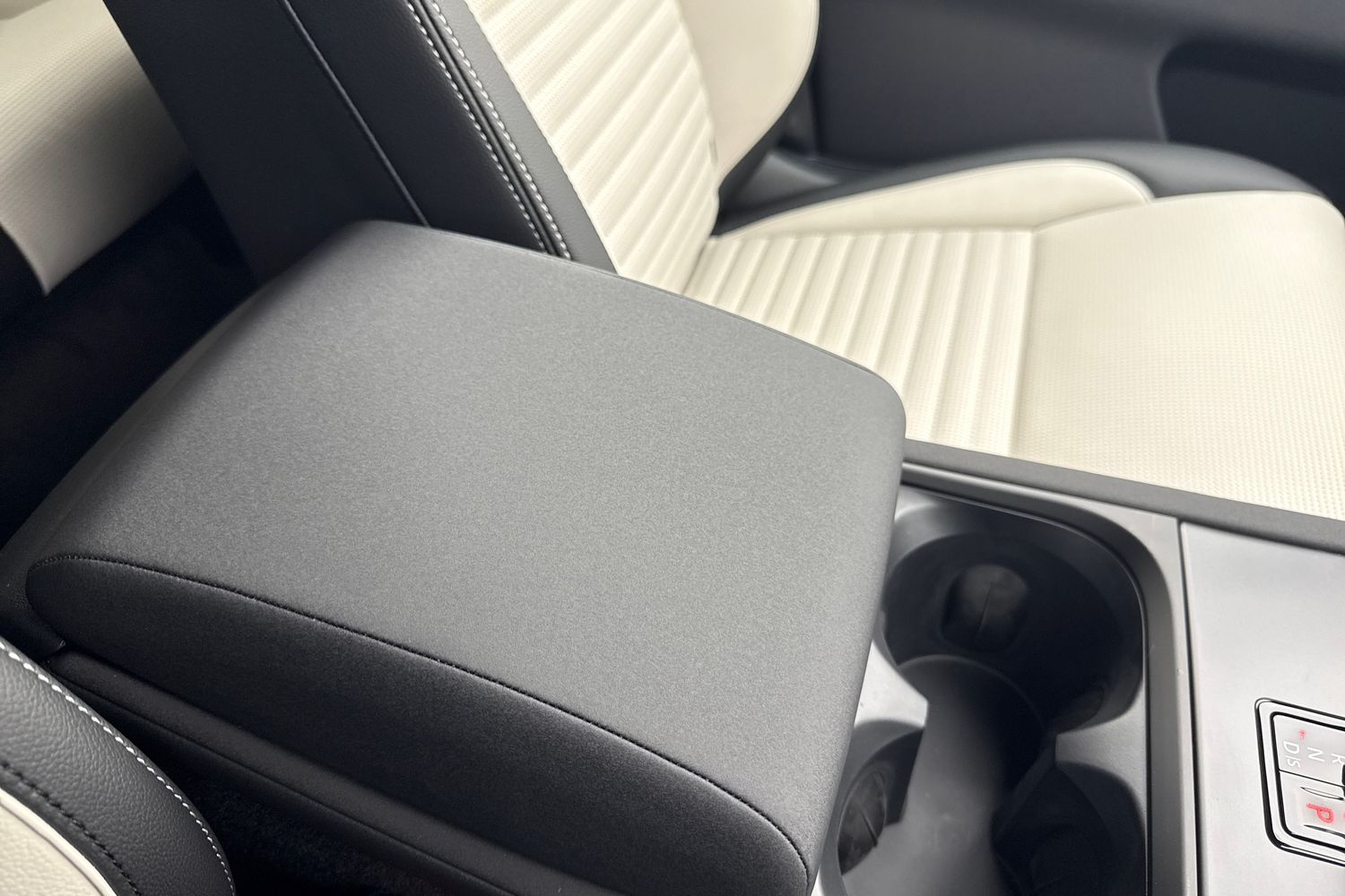 Used Land Rover Discovery Sport 2026 for sale - 77226535: Photo 49