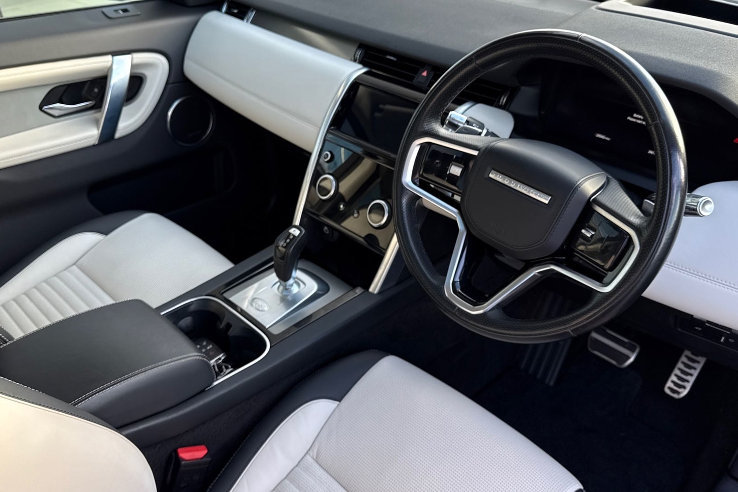 Used Land Rover Discovery Sport 2021 for sale - 77048471: Photo 32